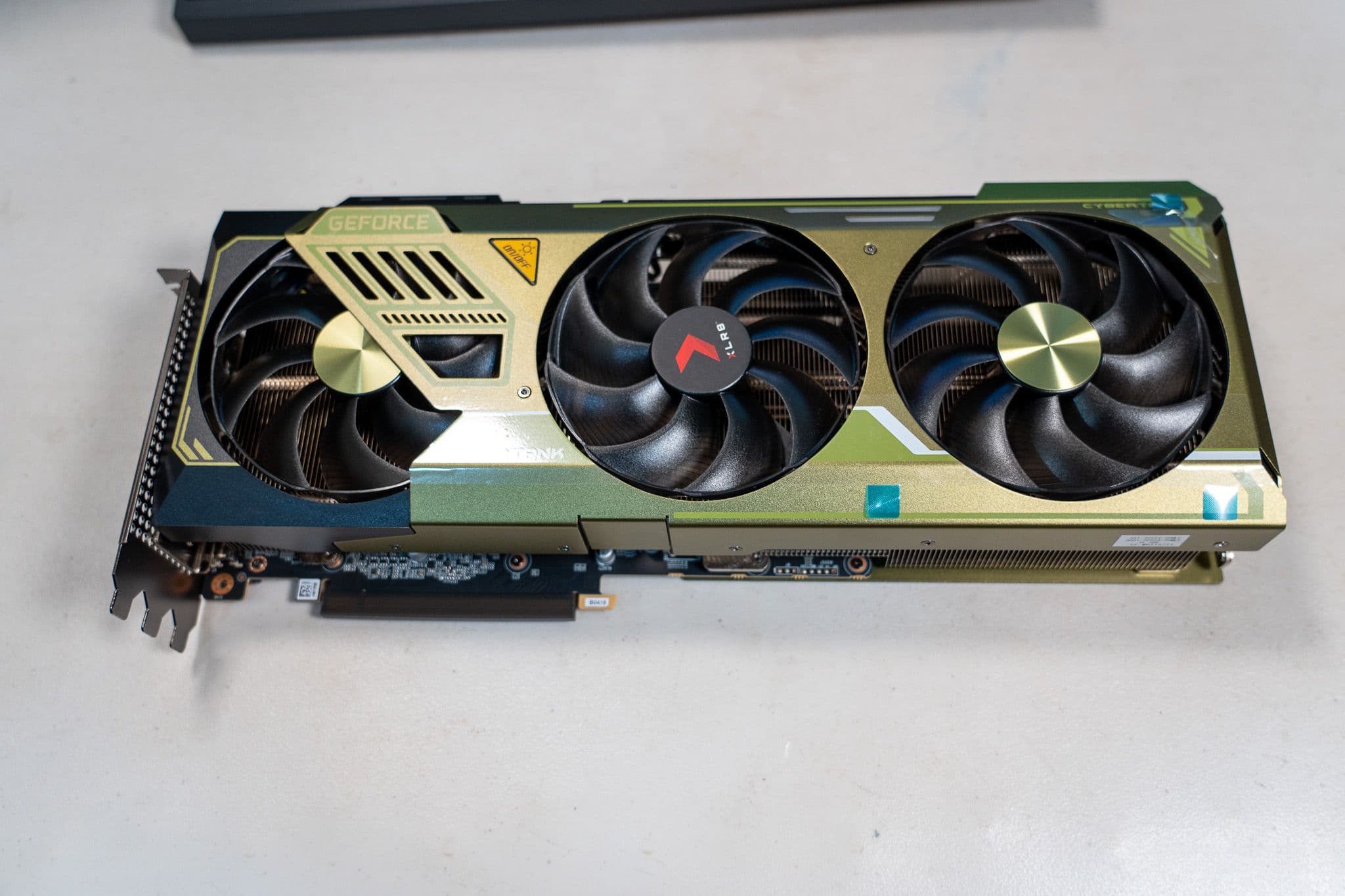 [開箱] PNY XLR8 GeForce RTX4090 UPRISING 圖片 9