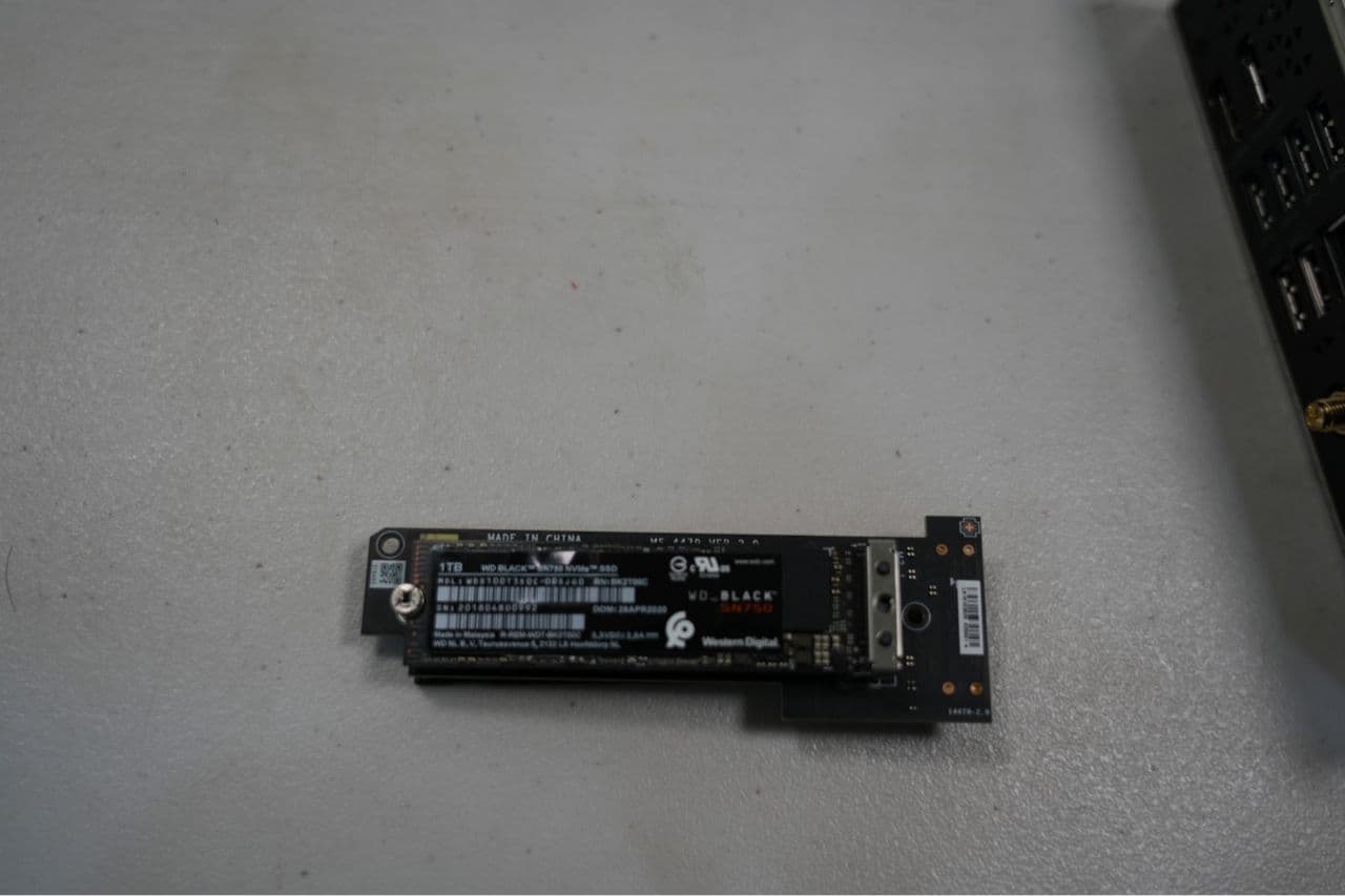 [心得] 精緻A4再進化-聯力xDan A4H2O組裝分享 圖片 4