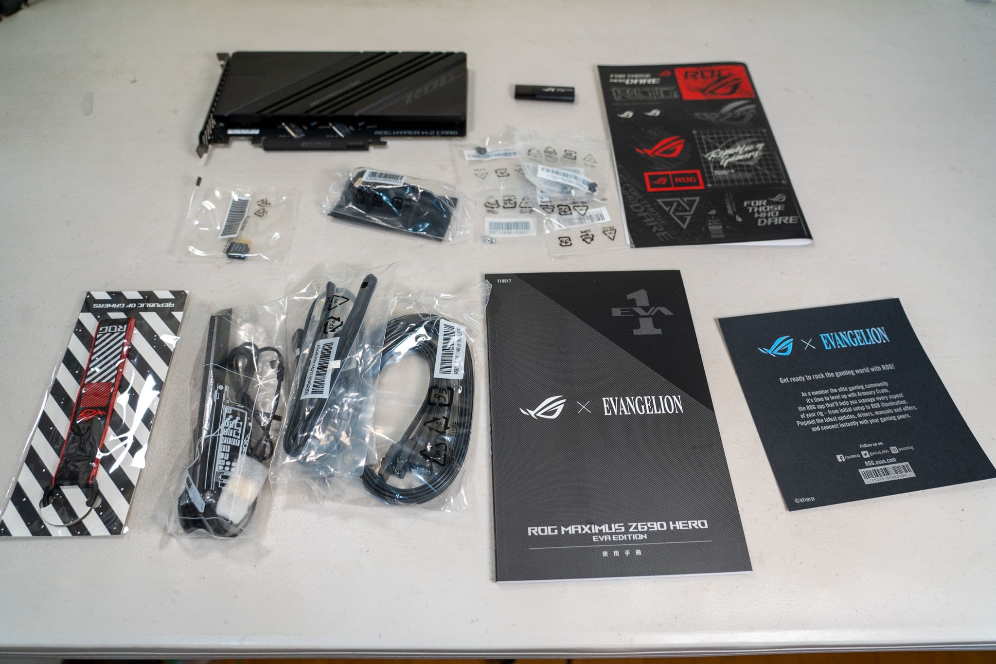 [開箱] 拖更補完計畫 - ROG x EVANGELION初號機 圖片 15