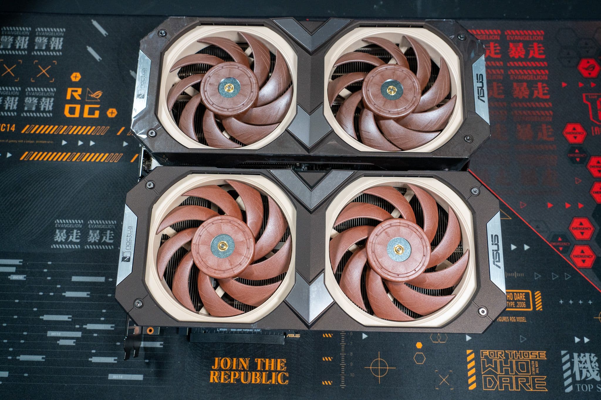 [心得] 全球首發！RTX4090(?) 24G Noctua開箱 圖片 11