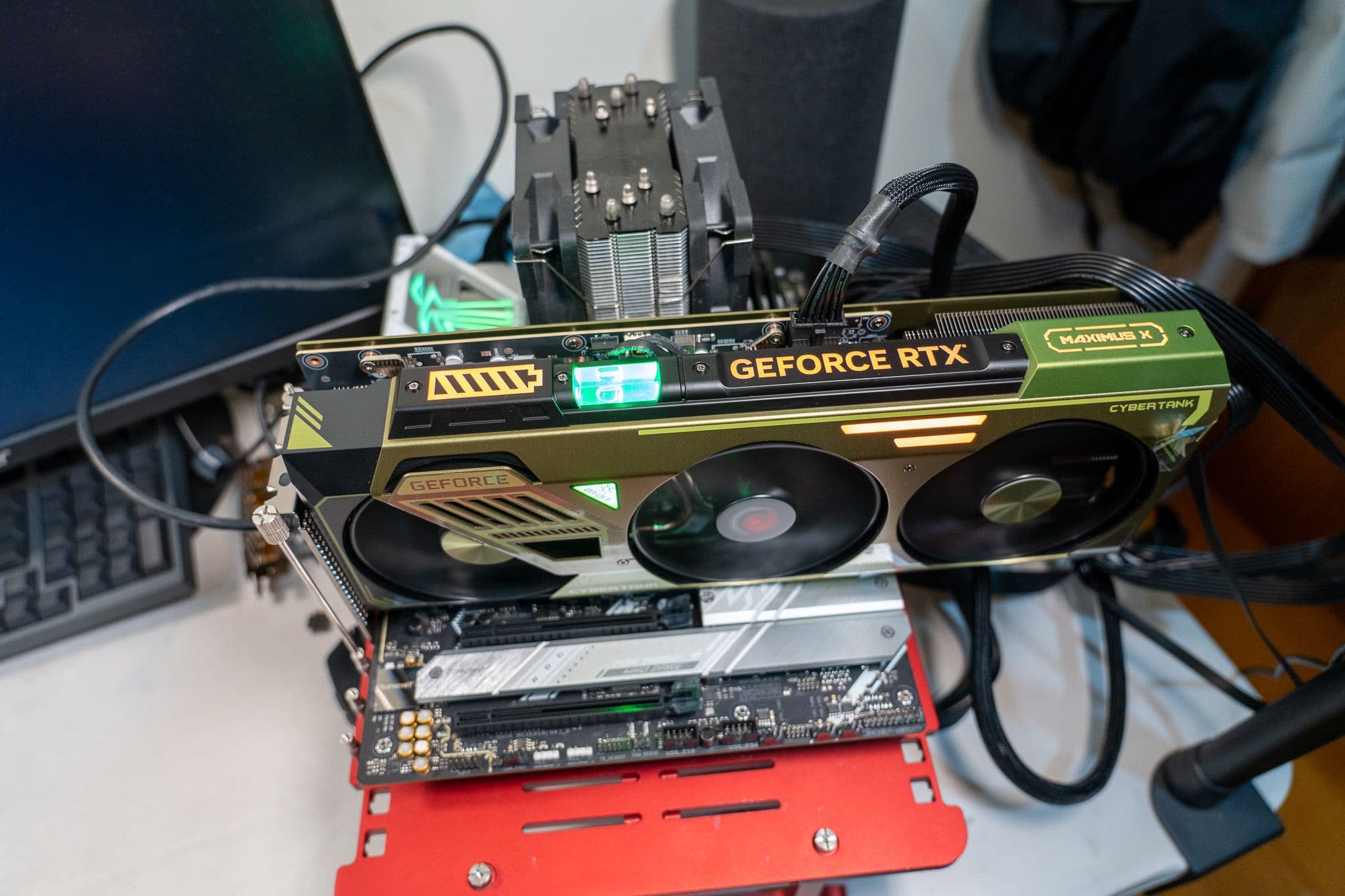 [開箱] PNY XLR8 GeForce RTX4090 UPRISING 圖片 16